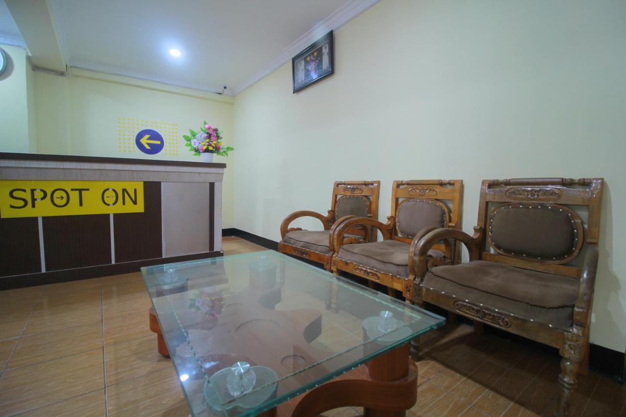Spot On 2305 Andys Nur Penginapan Dumai Dış mekan fotoğraf