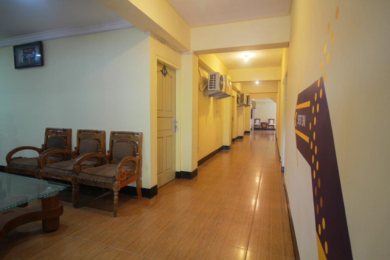 Spot On 2305 Andys Nur Penginapan Dumai Dış mekan fotoğraf
